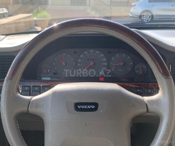 Volvo S90-11