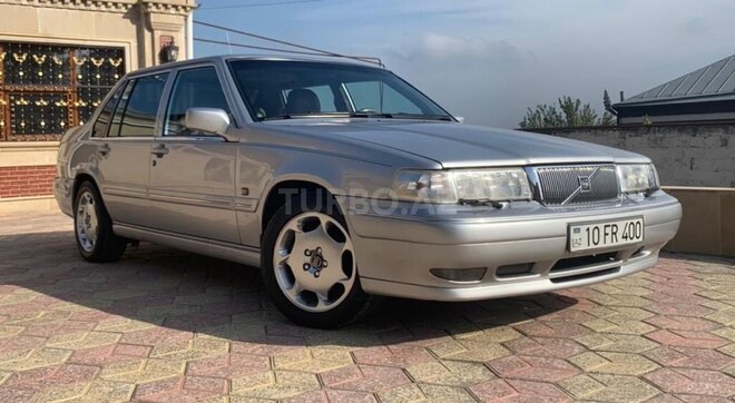 Volvo S90-2