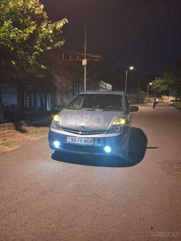 Toyota Prius-1