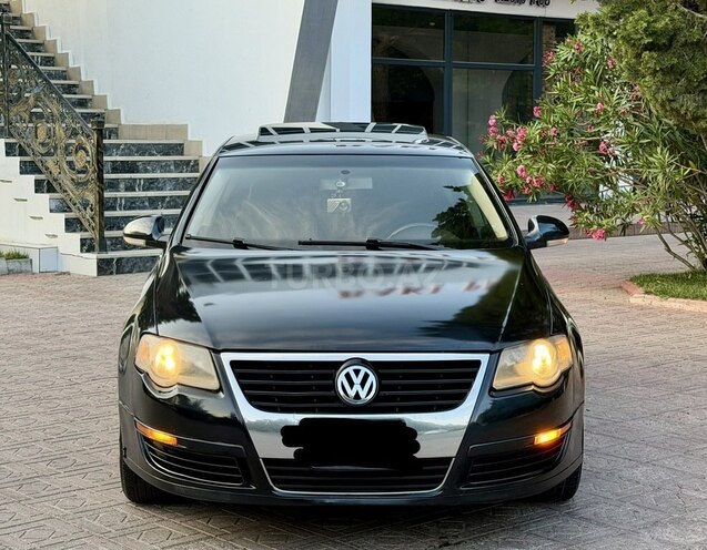 Volkswagen Passat-1