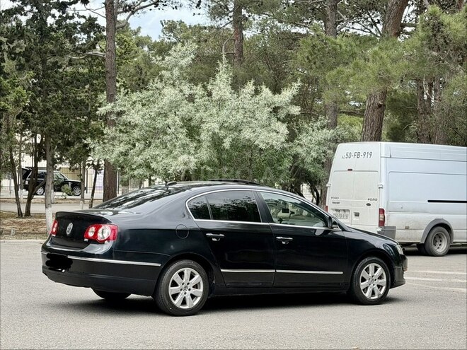 Volkswagen Passat-5