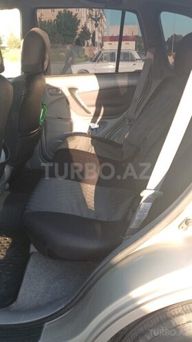 Toyota RAV4-5