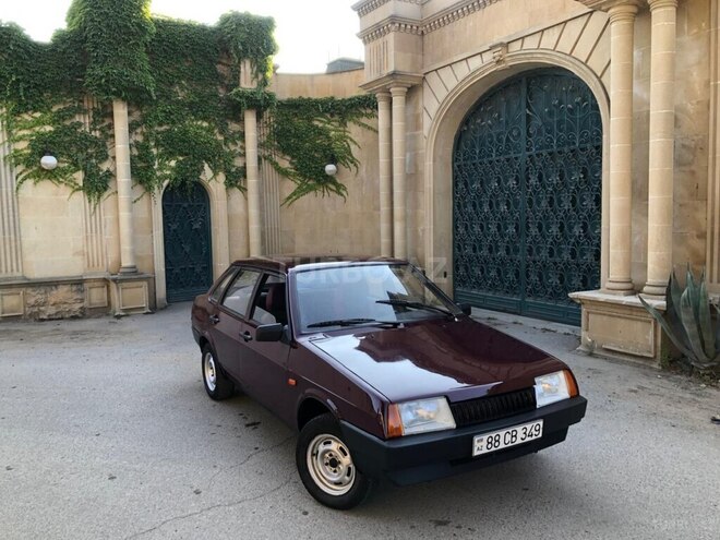 LADA (VAZ) 21099-9