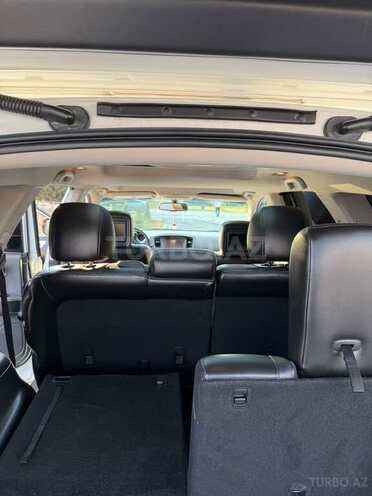 Nissan Pathfinder-9