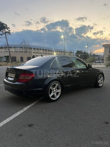 Mercedes C 200-7