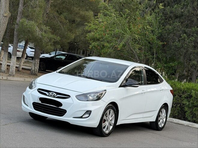 Hyundai Accent-3