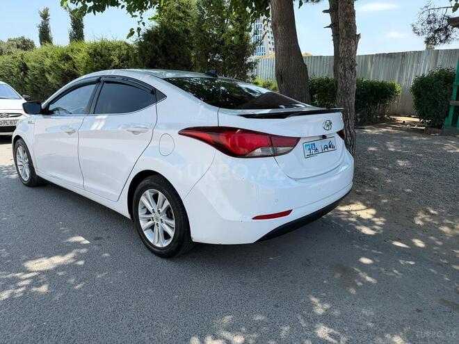 Hyundai Avante-5