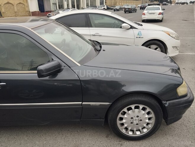 Mercedes C 220-2