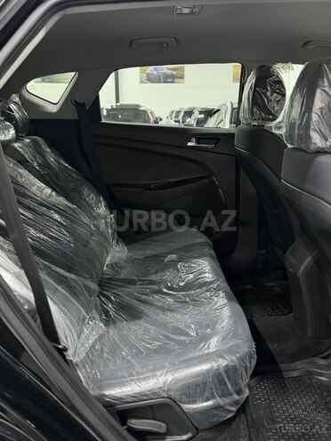 Hyundai Tucson-21