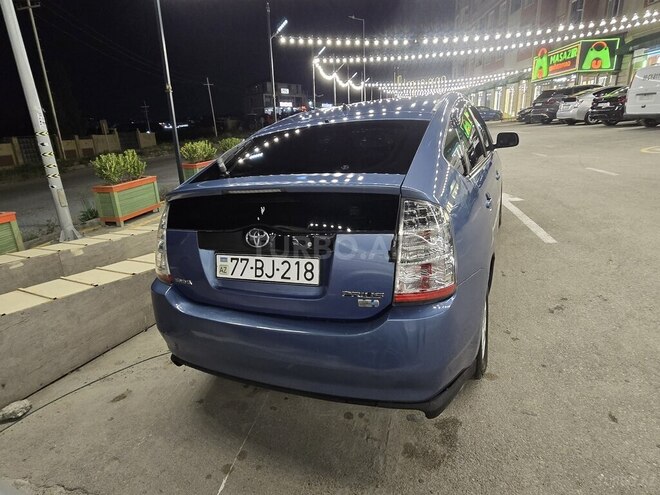 Toyota Prius-2