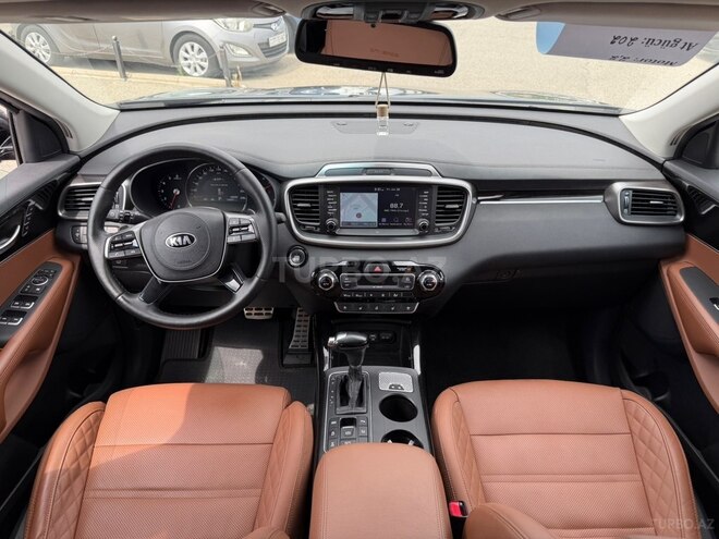 Kia Sorento-10