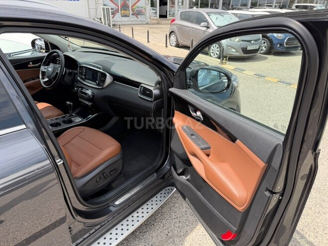 Kia Sorento-21