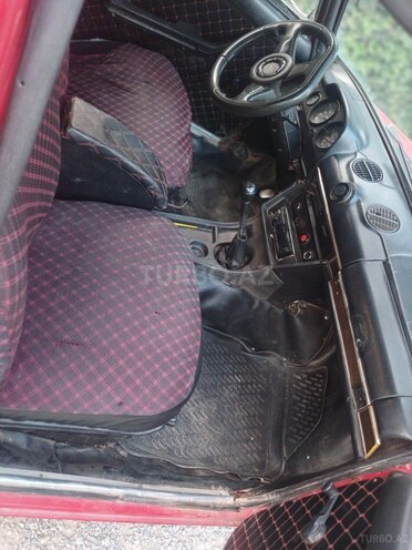 LADA (VAZ) 2106-4