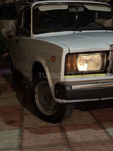 LADA (VAZ) 2107-15