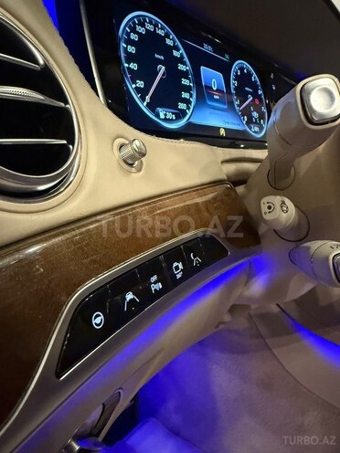 Mercedes S 500-11