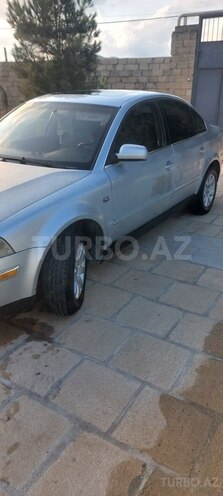 Volkswagen Passat-8