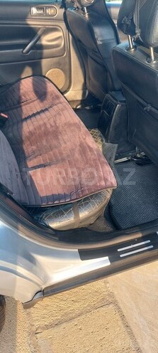 Volkswagen Passat-5