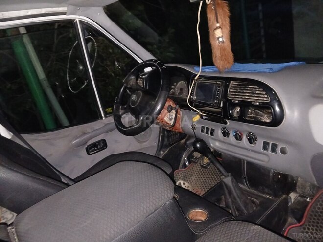 Ford Transit-3