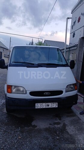 Ford Transit-1