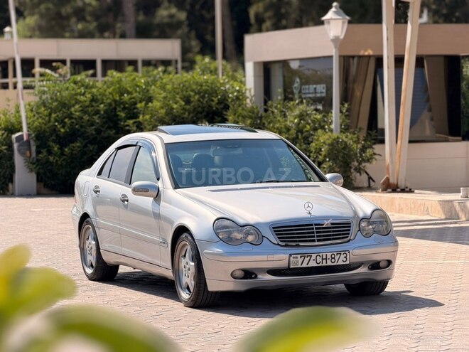 Mercedes C 200-4