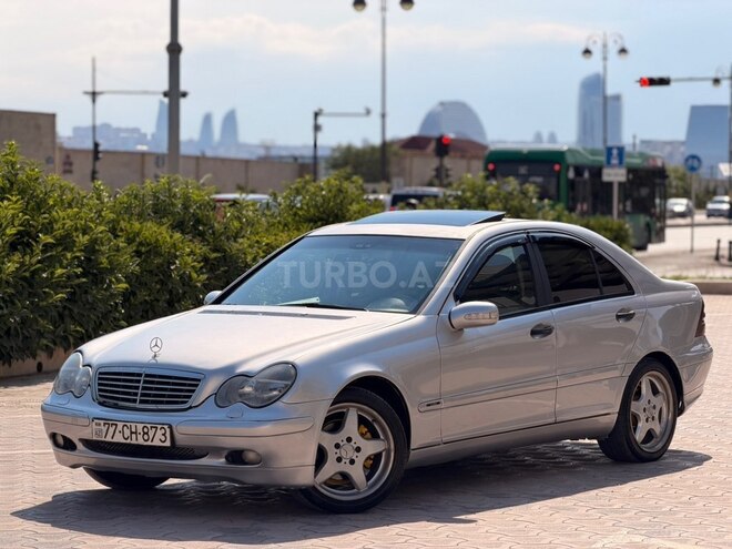 Mercedes C 200-1