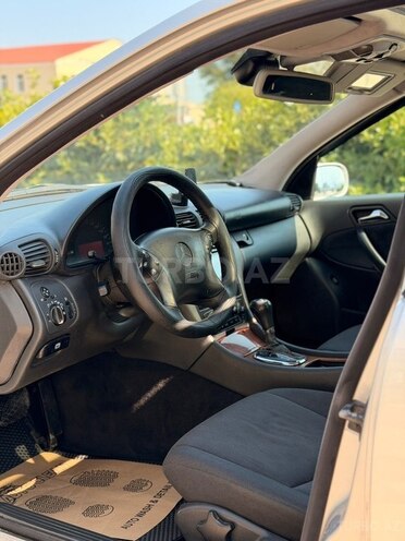 Mercedes C 200-12