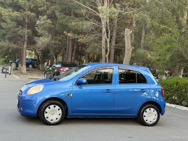 Nissan Micra-4
