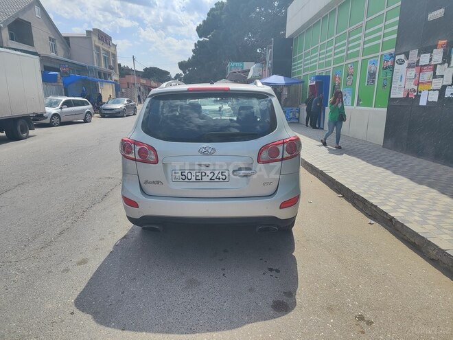 Hyundai Santa Fe-6