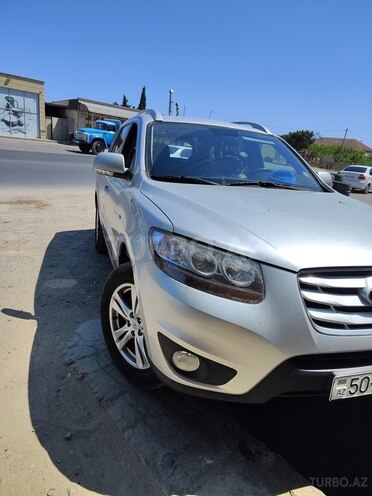 Hyundai Santa Fe-15