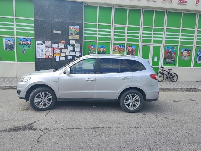 Hyundai Santa Fe-5