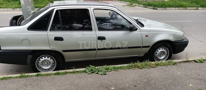 Daewoo Nexia-6