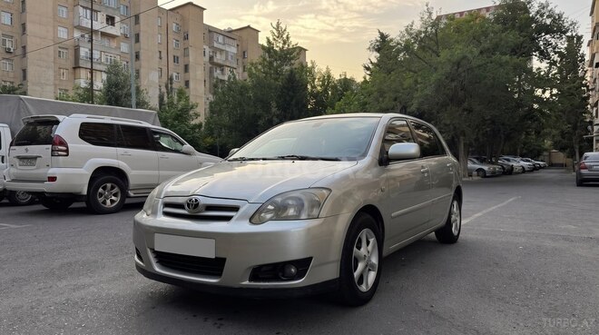 Toyota Corolla-1