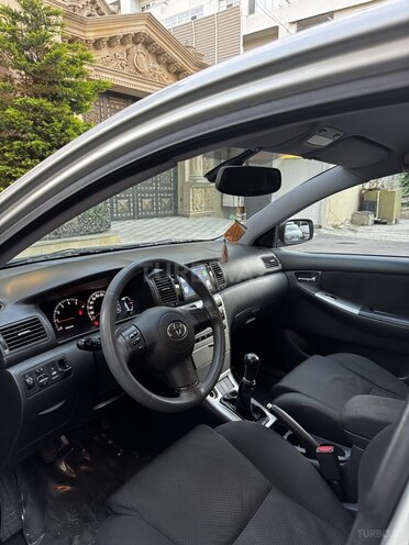 Toyota Corolla-6