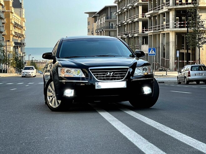 Hyundai Sonata-1