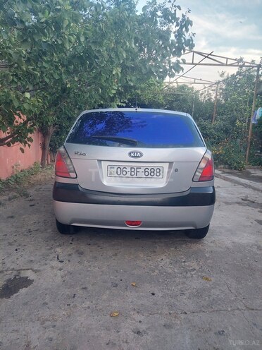 Kia Rio-2