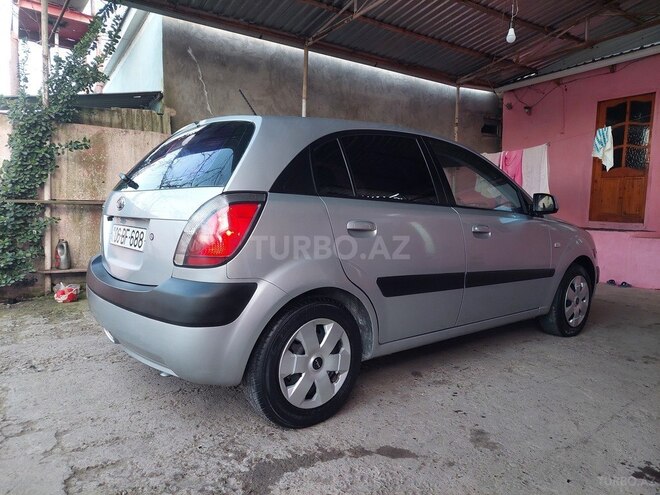 Kia Rio-3