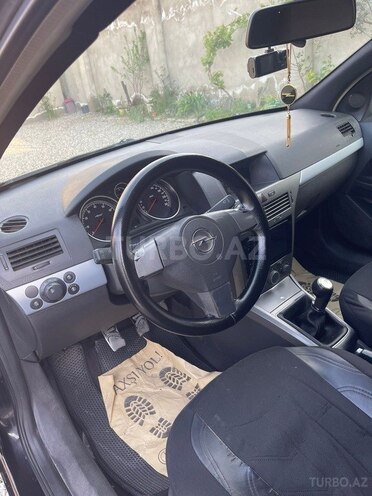 Opel Astra-10