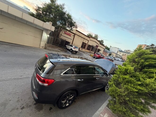 Kia Sorento-17