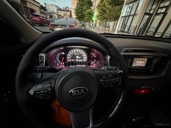 Kia Sorento-20
