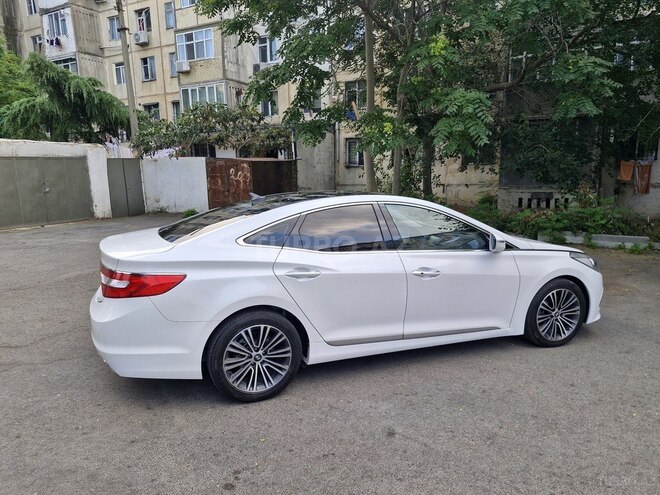 Hyundai Grandeur-9