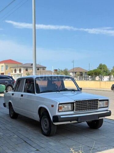 LADA (VAZ) 2107-10