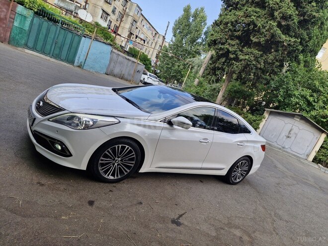 Hyundai Grandeur-5