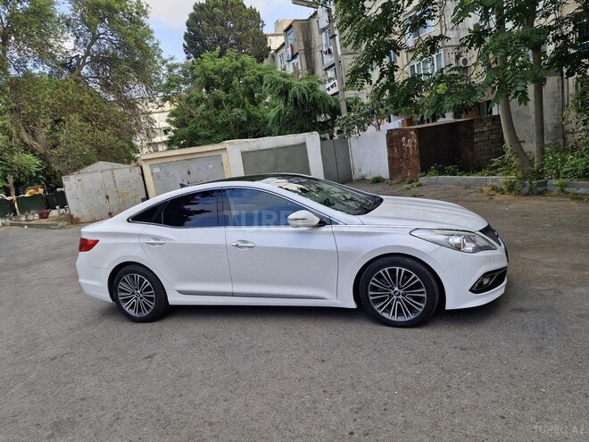 Hyundai Grandeur-6