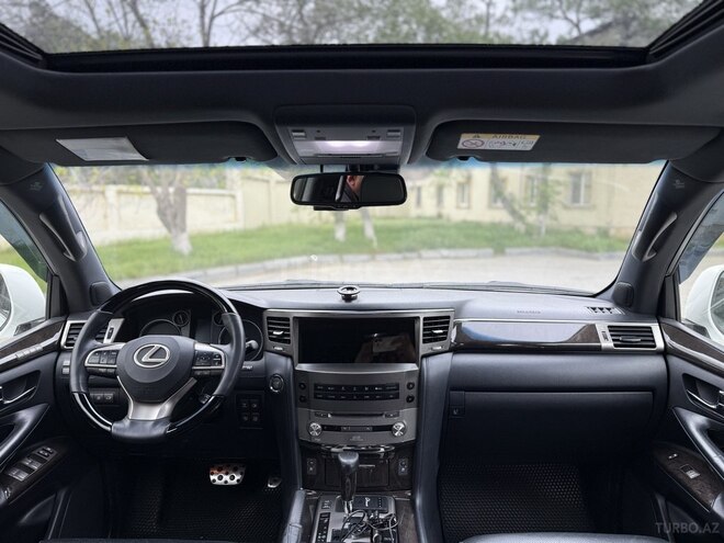 Lexus LX 570-9