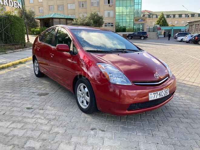 Toyota Prius-5