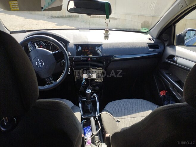 Opel Astra-13