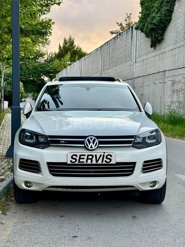 Volkswagen Touareg-1