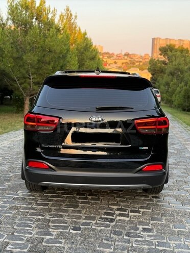 Kia Sorento-5