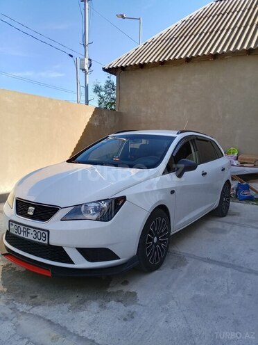 SEAT Ibiza-1