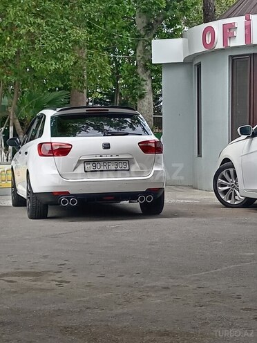 SEAT Ibiza-4